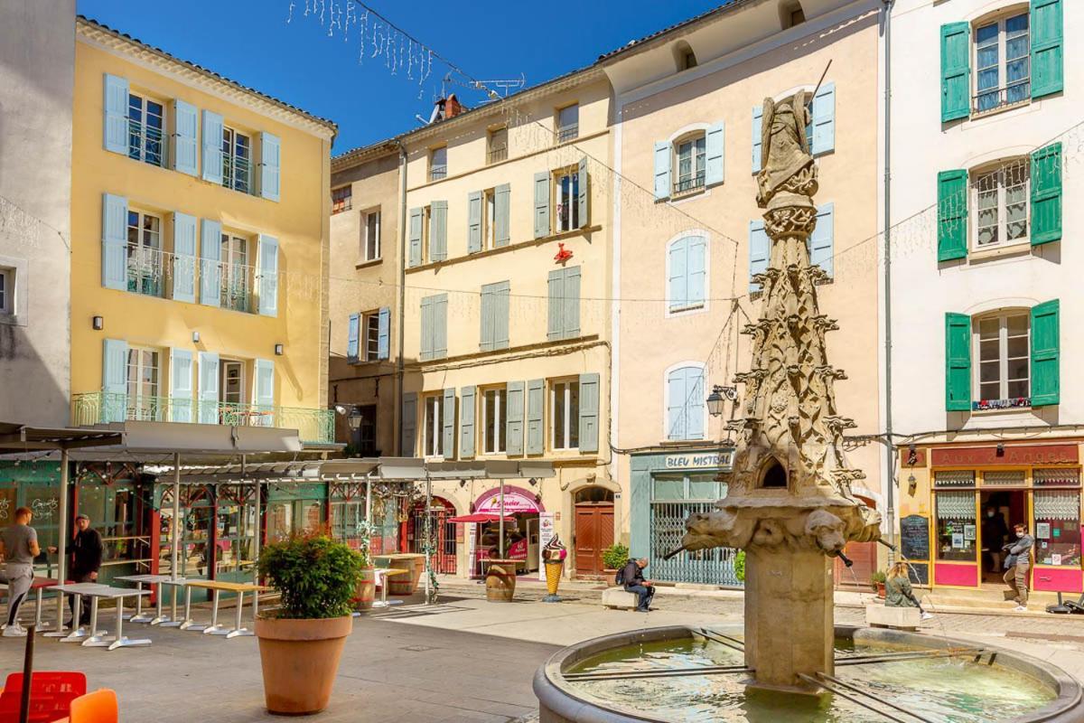 פורקלקייה Provence Au Coeur Appart Hotels מראה חיצוני תמונה
